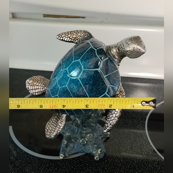 Hand painted resin turtle and coral sculpture - Picture 8 of 11